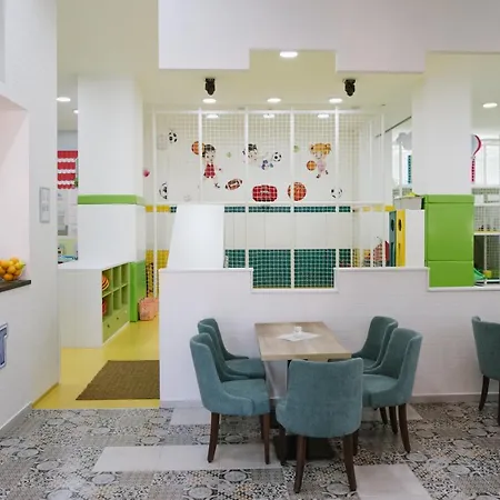 Hotel Avior Garni *